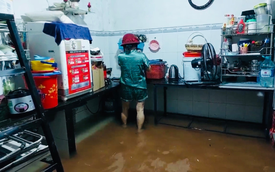 Nước ngập sâu vào nhà, xe máy, tivi, tủ lạnh, máy giặt làm thế nào để không hư hỏng nặng?