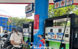 Xăng sinh học E10: Người mua rụt rè, e ngại