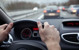 Cần chuẩn bị gì trước khi đi xa bằng ô tô dịp lễ?