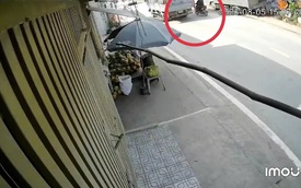 Gây tai nạn chết người, tài xế lặng lẽ rời khỏi hiện trường: Camera hé lộ tình tiết quan trọng