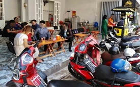 Bị mất xe máy khi đi uống cà phê, khách hàng có được chủ quán đền không?