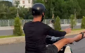 Cái kết cho nam thanh niên dùng chân điều khiển xe SH