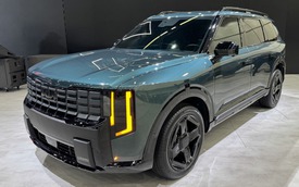 Kia Telluride 2026 chốt giá khởi điểm quy đổi 1 tỷ đồng, bản hybrid mới bán ngay đầu năm nay