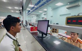 TP.HCM giảm lệ phí biển số ô tô từ 20 triệu xuống 14 triệu đồng