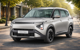 Kia Carens thêm bản mới: Giá 'mềm' nhưng vẫn có cửa sổ trời, điều hòa tự động, gây áp lực cực lớn lên Xpander