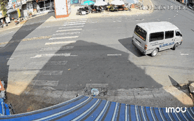 Clip tài xế liên tục bấm còi, xoay nhiều vòng trên đường khiến người dân hoảng sợ: Công an vào cuộc