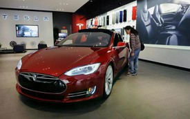 Ô tô điện Tesla được báo giá thay pin đắt gấp đôi giá xe