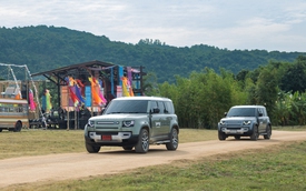 Tôi sang Thái dự Wonderfruit 2025 để hiểu: Sống kiểu chủ xe Defender là như thế này đây!