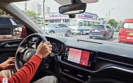 Cục CSGT khuyến cáo tài xế dừng hẳn xe trước khi vào giao lộ