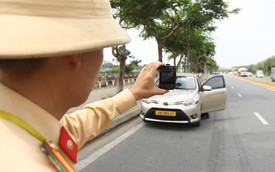 CSGT Hà Nội tăng cường phạt nguội ô tô dừng, đỗ sai quy định quanh sân bay Nội Bài