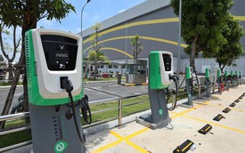 Ban hành quy chuẩn kỹ thuật quốc gia về trụ sạc, trạm sạc xe điện