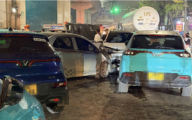 Nữ tài xế điều khiển xế hộp chạy ngược chiều, tông hàng loạt xe ô tô khác