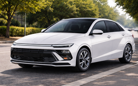 Hyundai Accent 2026 tiếp tục lộ diện trên đường: Cụm đèn mới, có thể nâng cấp màn hình kép cỡ lớn bên trong