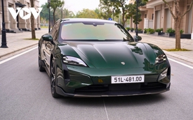 Ngắm Porsche Taycan Turbo Cross Turismo màu độc lạ giá gần 9 tỷ đồng