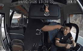 Xô xát với tài xế: Người đàn ông bức xúc vì xe khách đỗ trước cửa nhà 2 tiếng