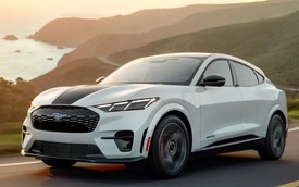 Ford 'tính tiền' chủ xe Mustang Mach-E gần 13 triệu đồng nếu muốn có cốp trước: Khách hàng Việt Nam có thể cũng bị ảnh hưởng