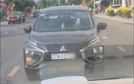 Dừng xe làn ngược chiều, chặn đầu ô tô, người phụ nữ chưa làm việc với CSGT vì "đang bận"