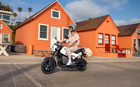 Cận cảnh "đứa con lai" kỳ dị của Honda: Không tay côn, không cần số nhưng ngoại hình cực "chiến"