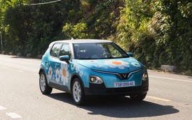 Thời bão giá xăng, cầm 500 triệu đồng mua xe nào vừa “nhàn đầu”, vừa tiết kiệm?