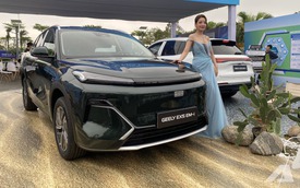 Geely EX5 ra mắt Việt Nam: Giá từ 789 triệu đồng, hybrid có thể chạy điện tới 170km, có ADAS, tiện nghi cao cấp hơn CX-5, Tucson