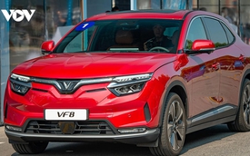 Đề xuất miễn lệ phí trước bạ cho ô tô điện đến hết năm 2030