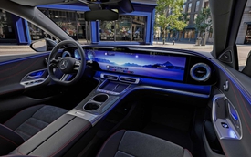 Mercedes-Benz C-Class EV lộ ảnh nội thất: Màn hình gần 40 inch trải dài trên táp-lô, đỏ mắt tìm nút nhấn vật lý