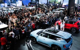Đây là lý do đến Triển lãm ô tô Bắc Kinh chỉ một ngày là không đủ: Quy mô lớn nhất thế giới, trải dài hơn 1km, 1.451 xe, loạt công nghệ mới đổ bộ