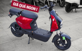 Cận cảnh VinFast Amio: Xe máy điện rẻ nhất của VinFast, hết điện cũng không lo đẩy bộ vì có trang bị ‘đặc biệt’