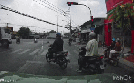 Xe tải lao qua ngã tư, tông chết người rồi húc thẳng nhà dân: Nhân chứng hé lộ thông tin quan trọng