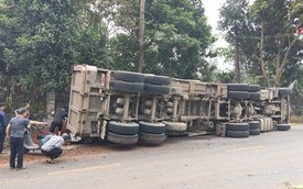 Vụ xe đầu kéo đè bẹp xe con và xe máy, 2 phụ nữ tử vong: Bắt tạm giam tài xế Trần Văn Khoa