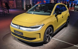 Volkswagen Polo từng bán ở Việt Nam nay có bản điện đẹp long lanh, chạy 455km/sạc, rộng hơn hẳn bản xăng