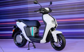 Xe máy điện giảm giá "sập sàn", có mẫu giảm đến 15 triệu đồng