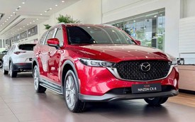 Chiến lược "thêm phiên bản, hạ giá sàn" của Mazda và Kia