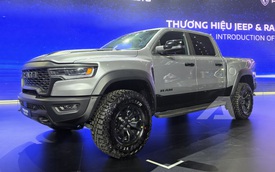 Jeep Wrangler, Ram 1500 'tái xuất' Việt Nam: SUV địa hình biểu tượng từ 2,999 tỷ đồng, bán tải 540 mã lực mạnh nhất phân khúc đắt ngang Porsche Cayenne