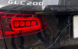 Vụ chiếc Mercedes bị đập gương, cào xước khi đỗ bên đường ở Hà Nội: Truy tố người phụ nữ 65 tuổi