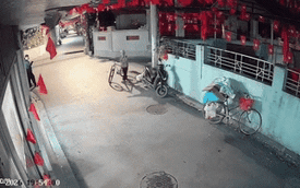 Thấy xe đạp dựng bên đường, cô đồng nát dắt mang đi, lời giải thích khiến chủ xe