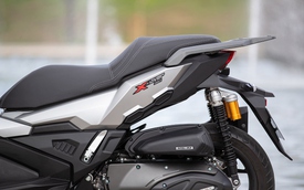Dằn mặt Honda và Yamaha,, hãng xe cào cào Tây Ban Nha tung ra xe tay ga ADV 329cc với loạt trang bị siêu khủng