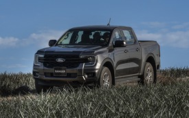 Ford Ranger 2026 bản rẻ nhất chốt giá 707 triệu: Bản XLS thêm cách biệt với Triton, Hilux, màn 12inch như bản cao, hộp số mới