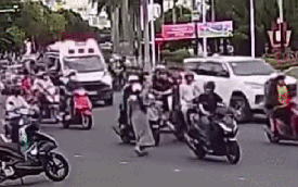 Bé trai 3 tuổi bất ngờ ngất lịm, người thân lao ra giữa đường vẫy xe cấp cứu