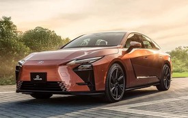 Lexus ES 2026 sắp ra mắt sát Việt Nam: Lần đầu có cả hybrid và thuần điện, thân xe lớn hơn đáng kể