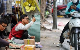 Nhà thiết kế, chủ shop thời trang làm nghề 10 năm chuyển sang chạy xe ôm công nghệ