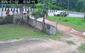 Video bé trai 11 tuổi gây tai nạn nghiêm trọng khiến 8 nhà sư Thái Lan thiệt mạng