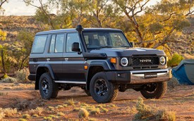 Bán tải, SUV Toyota LandCruiser bản cổ điển lại được mở bán: Thêm bình chứa dung dịch giống Ranger, máy 2.8L như Hilux, dễ ‘hot’ trở lại