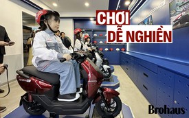 Tôi tìm được một nơi ở Hà Nội mà cả bố và con đều nghiền: Lắp xe máy, lái ô tô, điều khiển máy bay như phi công