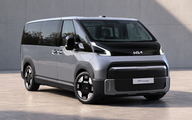 Kia PV7 ra mắt: 23 phiên bản, tùy biến tới 11 chỗ ngồi, chạy 460km/sạc, có ADAS cạnh tranh Transit