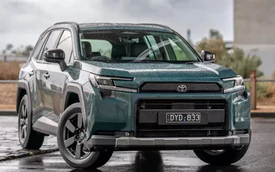 SUV bán chạy nhất của Toyota sắp có đối thủ mới