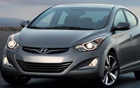 Hyundai Elantra 2015 ra mắt với giá "mềm"