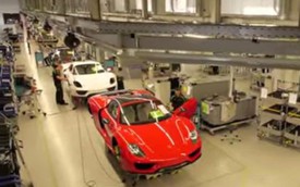 Tua nhanh quá trình sản xuất siêu xe Porsche 918 Spyder