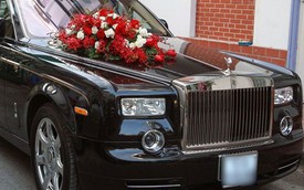 Ca sỹ Lam Trường đón dâu bằng Rolls-Royce Phantom rồng