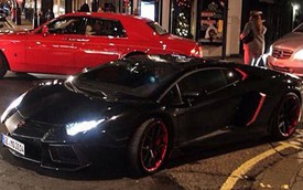 Lamborghini Aventador của sao bóng đá Mesut Ozil nổi bật trên phố